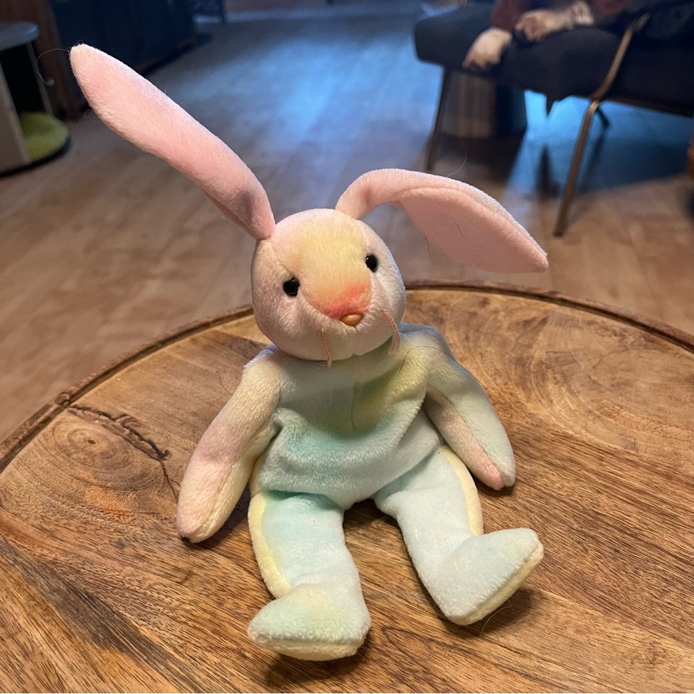 “Hippie” the Bunny Ty Beanie Baby Rainbow Bunny 🌈 🐰 Vintage 1999